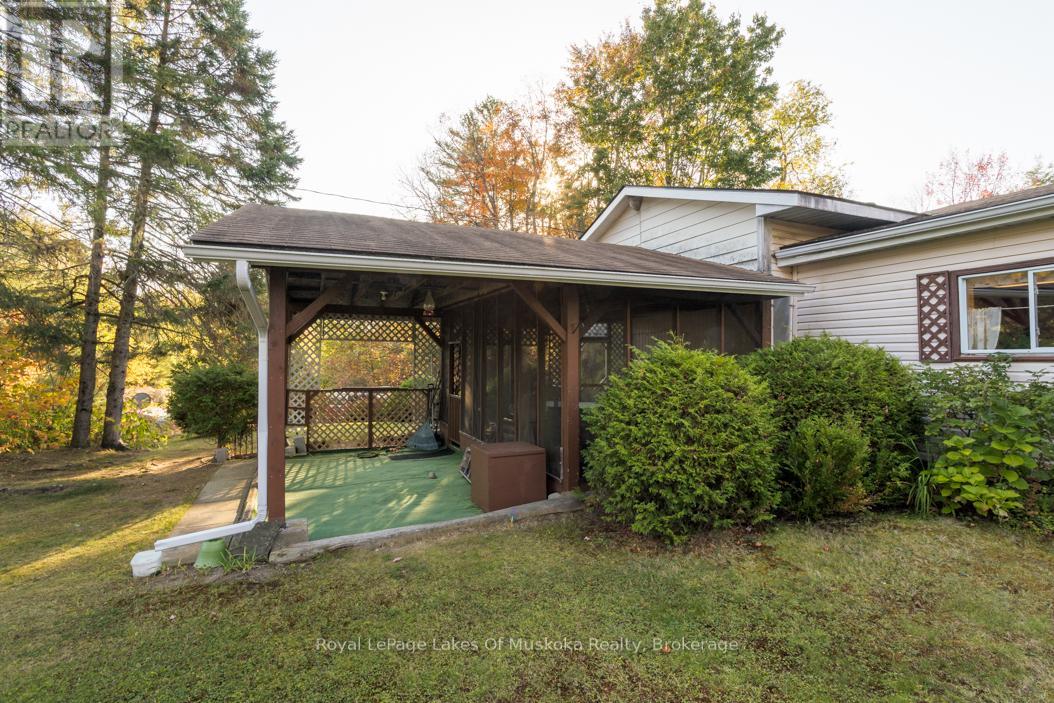 1397 Fraserburg Road, Bracebridge, Ontario  P1L 0A1 - Photo 12 - X12456579