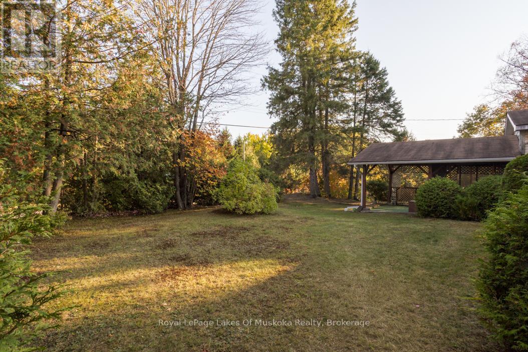 1397 Fraserburg Road, Bracebridge, Ontario  P1L 0A1 - Photo 14 - X12456579