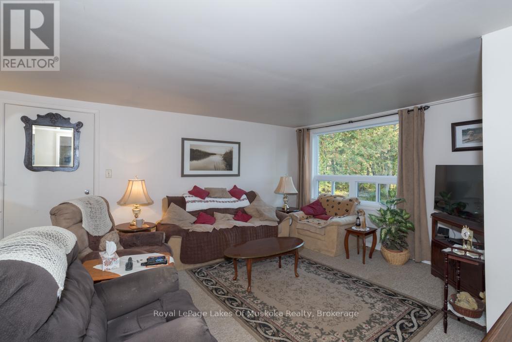 1397 Fraserburg Road, Bracebridge, Ontario  P1L 0A1 - Photo 19 - X12456579