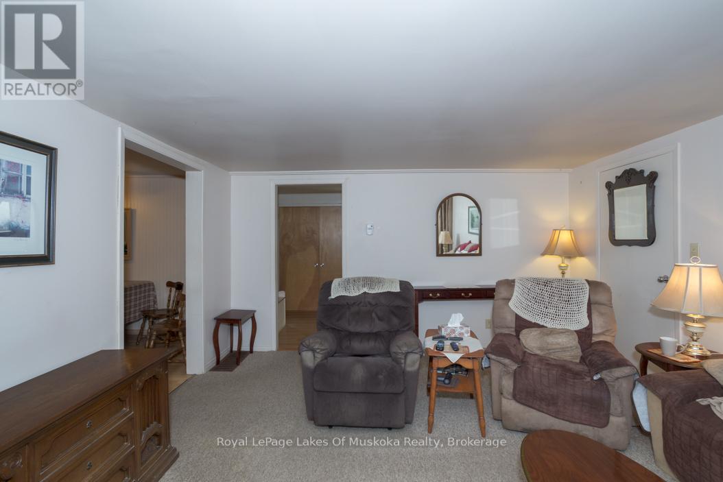 1397 Fraserburg Road, Bracebridge, Ontario  P1L 0A1 - Photo 21 - X12456579