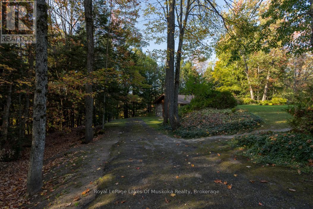 1397 Fraserburg Road, Bracebridge, Ontario  P1L 0A1 - Photo 37 - X12456579