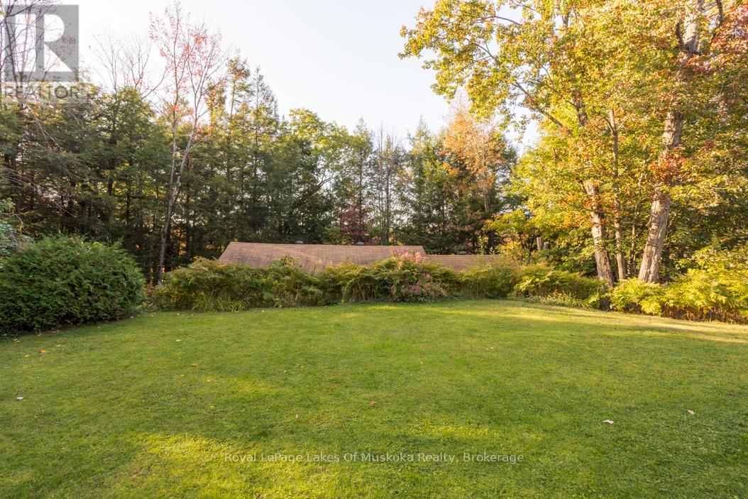 1397 Fraserburg Road, Bracebridge, Ontario  P1L 0A1 - Photo 9 - X12456579