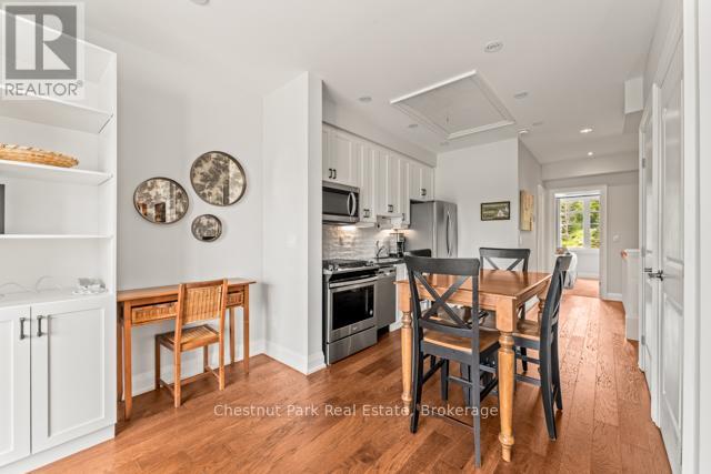 B#206 - 1869 Muskoka Road 118 Highway W, Muskoka Lakes, Ontario  P1L 1W8 - Photo 14 - X12456698