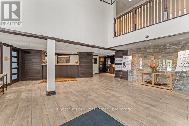 B#206 - 1869 Muskoka Road 118 Highway W, Muskoka Lakes, Ontario  P1L 1W8 - Photo 25 - X12456698