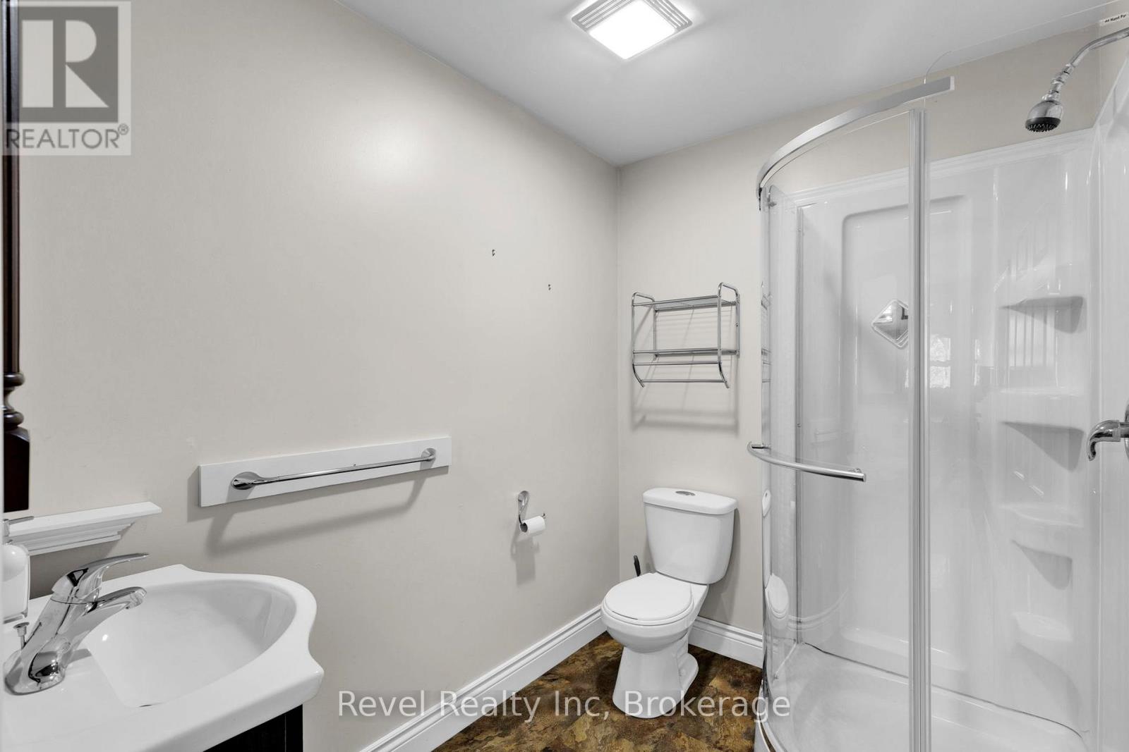 19 Sandy Plains Road, Seguin, Ontario  P2A 2W8 - Photo 24 - X12456743