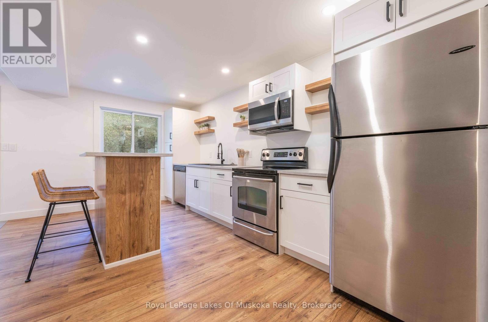 134 Chaffey Township Road, Huntsville, Ontario  P1H 1C8 - Photo 17 - X12456826