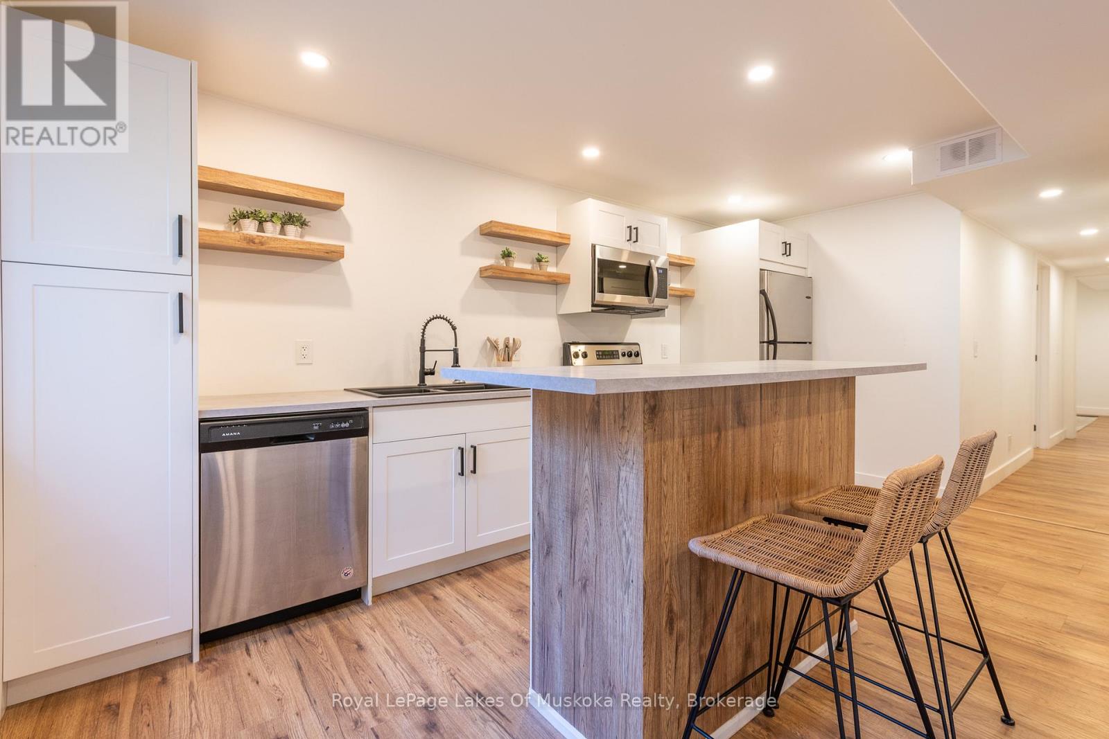 134 Chaffey Township Road, Huntsville, Ontario  P1H 1C8 - Photo 18 - X12456826