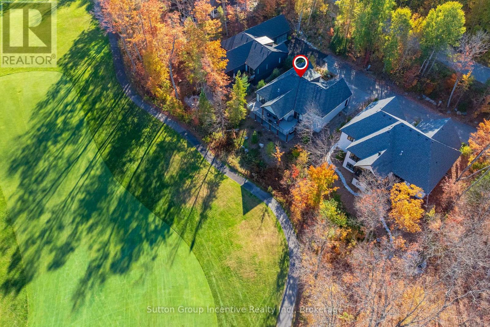 24 St Georges Court, Huntsville, Ontario  P1H 1B1 - Photo 2 - X12457047