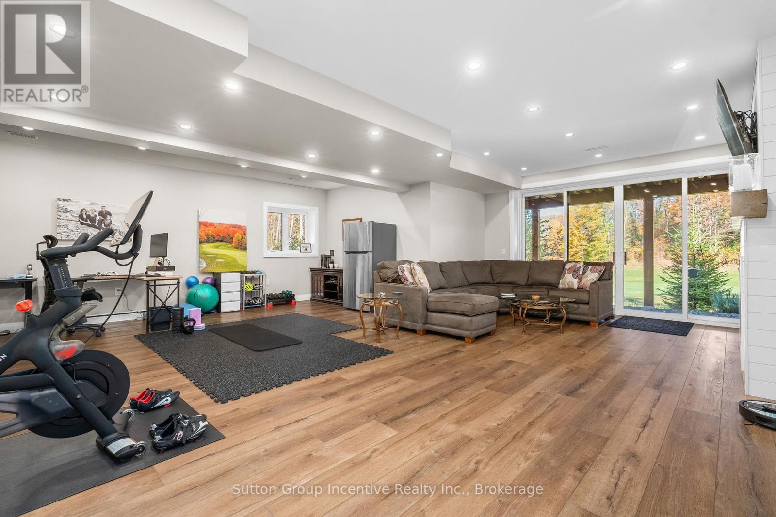 24 St Georges Court, Huntsville, Ontario  P1H 1B1 - Photo 27 - X12457047