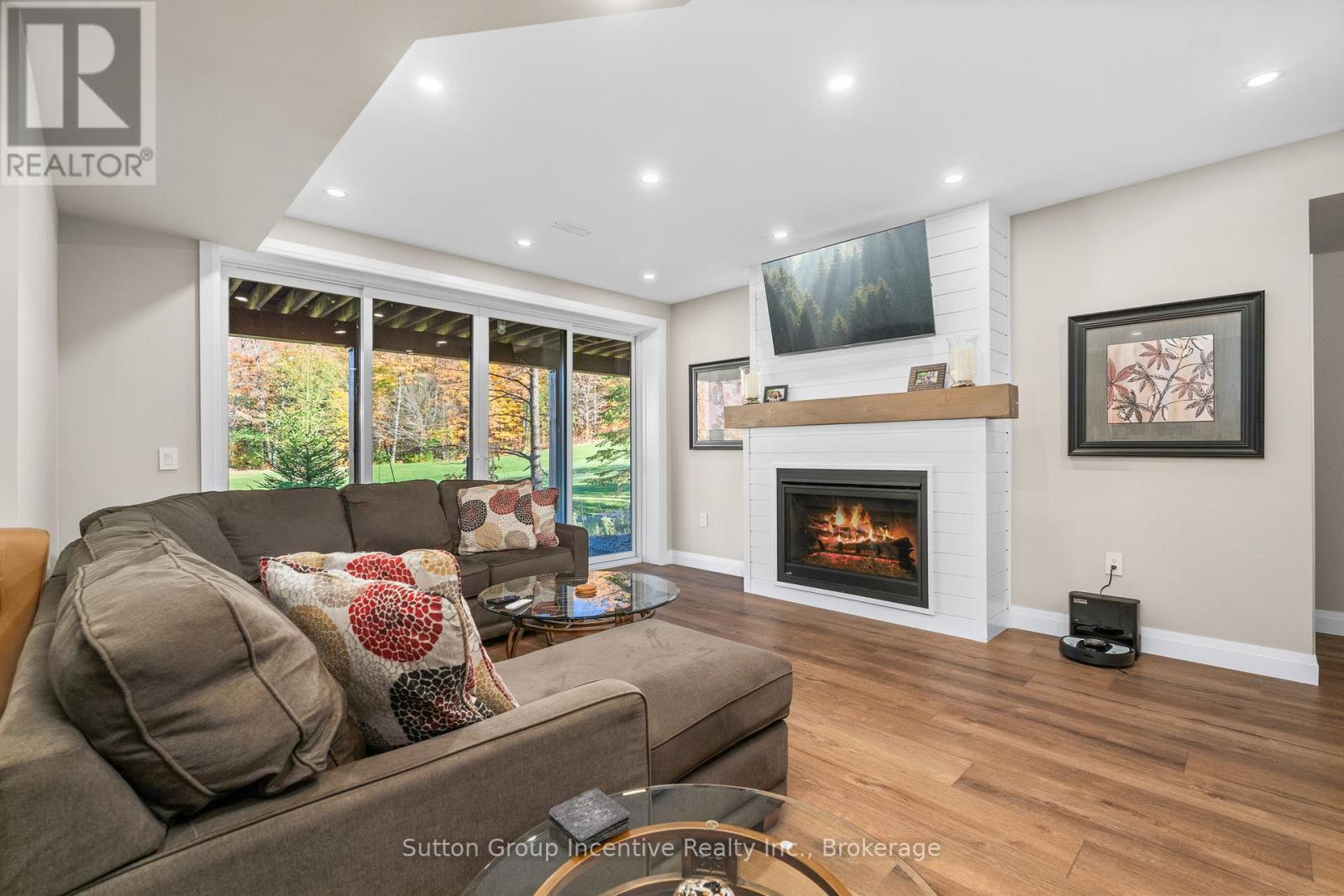 24 St Georges Court, Huntsville, Ontario  P1H 1B1 - Photo 28 - X12457047