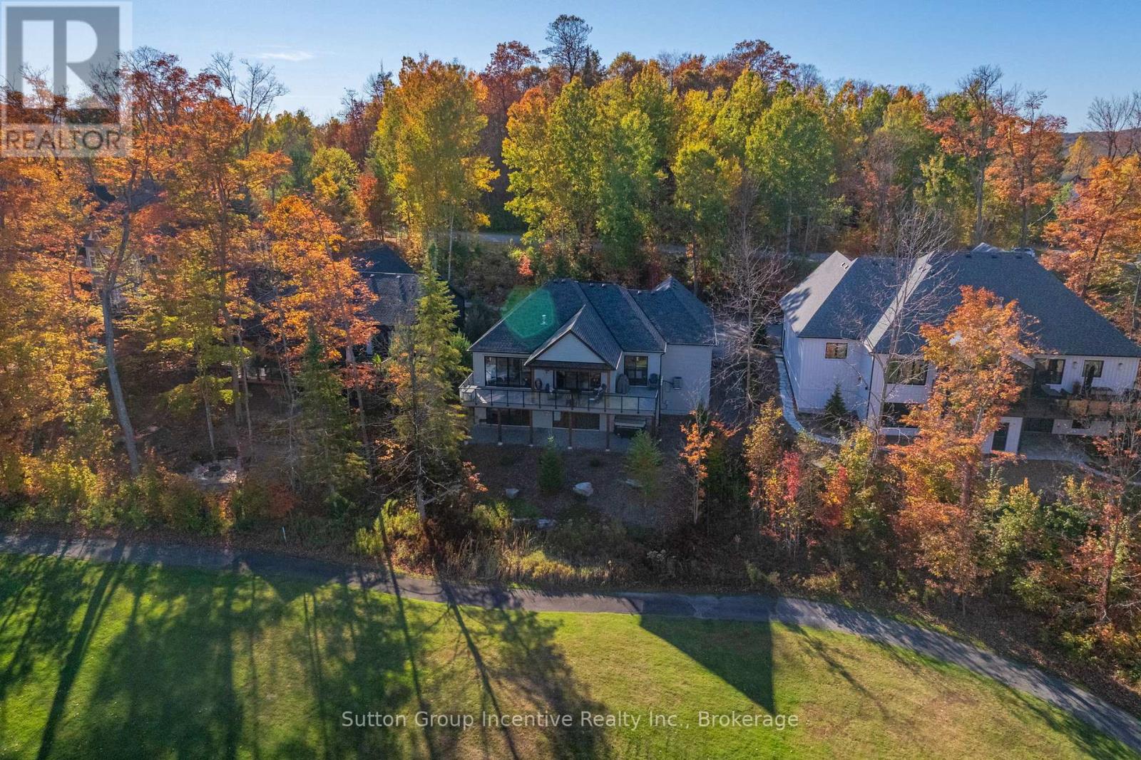 24 St Georges Court, Huntsville, Ontario  P1H 1B1 - Photo 38 - X12457047