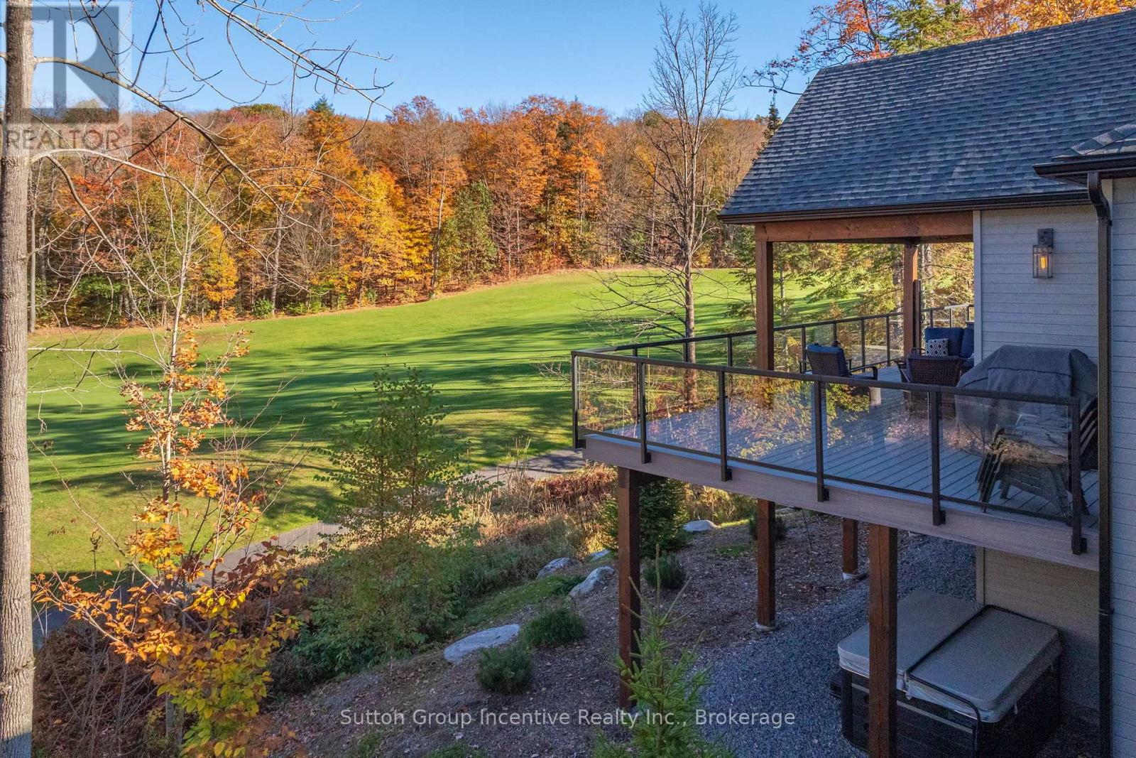 24 St Georges Court, Huntsville, Ontario  P1H 1B1 - Photo 4 - X12457047