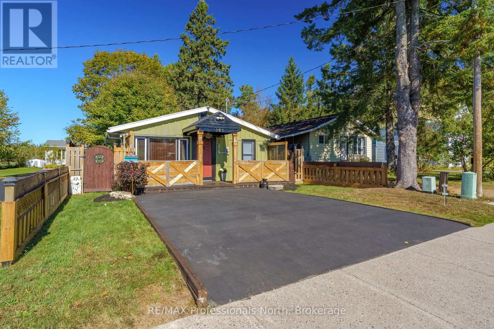 161 Quebec Street, Bracebridge, Ontario  P1L 1E3 - Photo 21 - X12457388