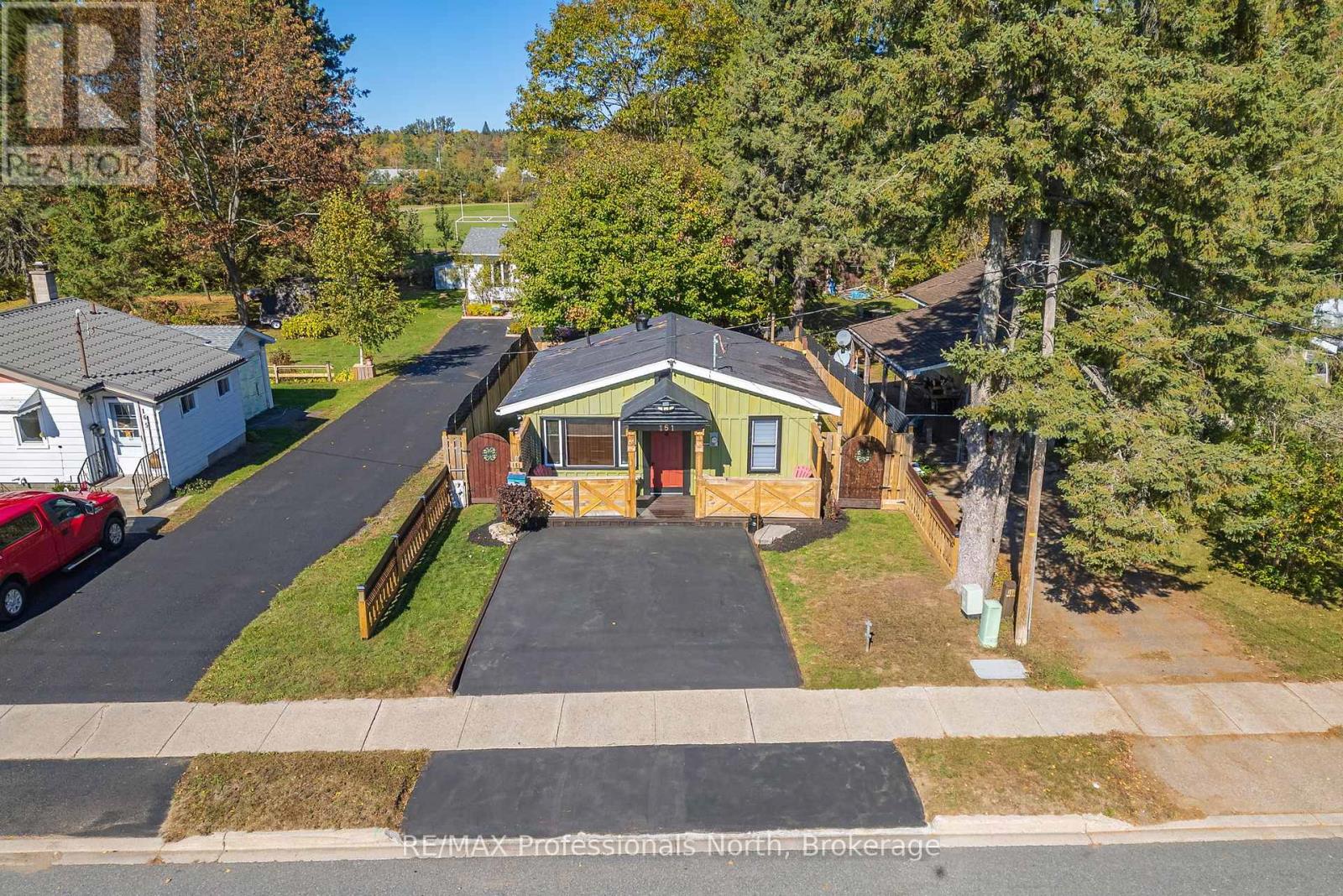 161 Quebec Street, Bracebridge, Ontario  P1L 1E3 - Photo 28 - X12457388