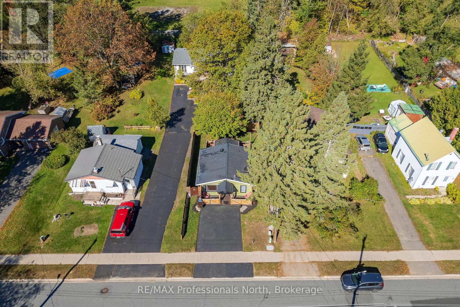 161 Quebec Street, Bracebridge, Ontario  P1L 1E3 - Photo 30 - X12457388