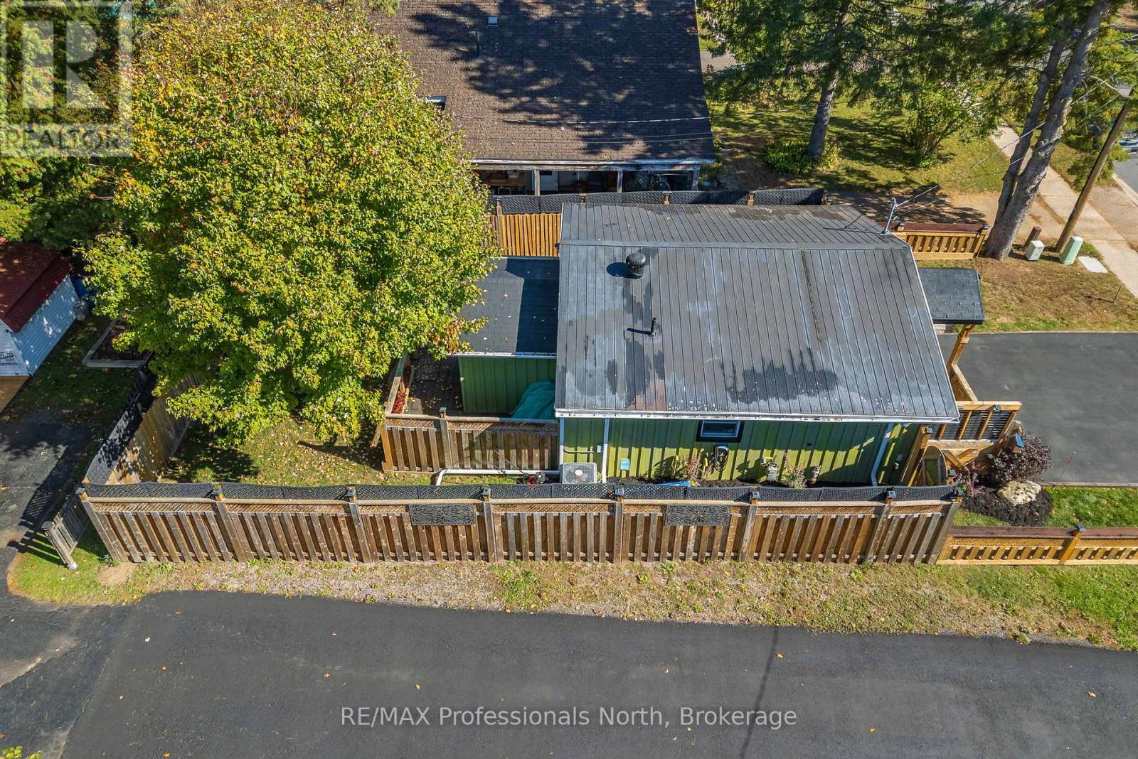 161 Quebec Street, Bracebridge, Ontario  P1L 1E3 - Photo 31 - X12457388