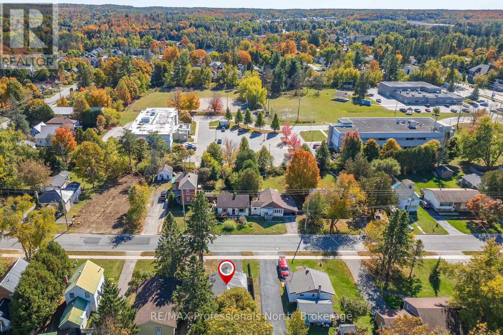 161 Quebec Street, Bracebridge, Ontario  P1L 1E3 - Photo 35 - X12457388
