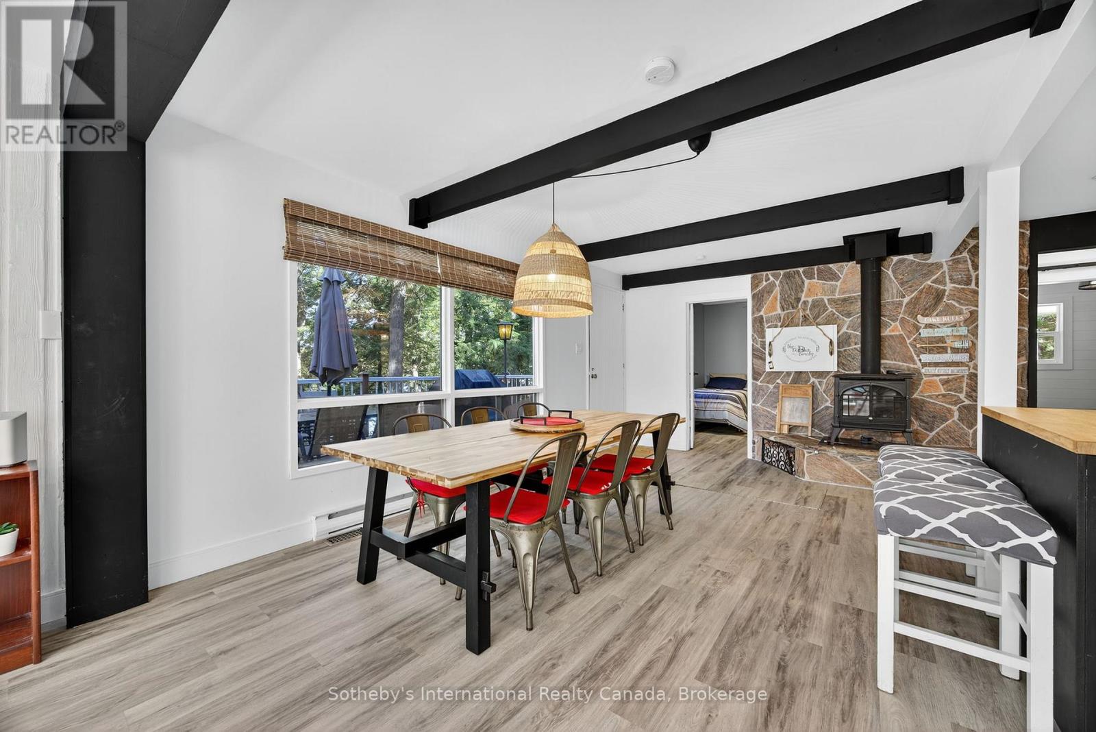 37 Browns Lake Road, Seguin, Ontario  P2A 2W8 - Photo 16 - X12457549