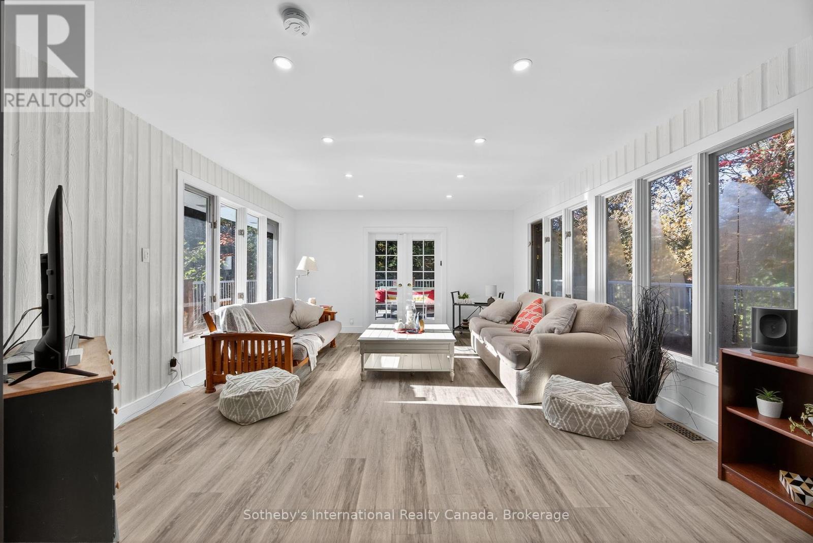 37 Browns Lake Road, Seguin, Ontario  P2A 2W8 - Photo 17 - X12457549