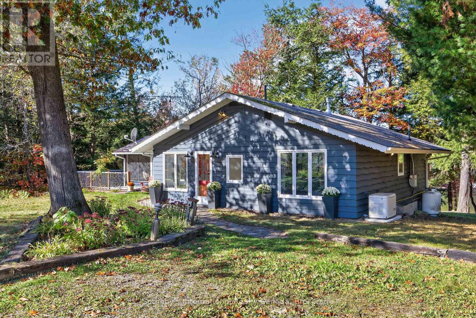 37 Browns Lake Road, Seguin, Ontario  P2A 2W8 - Photo 6 - X12457549