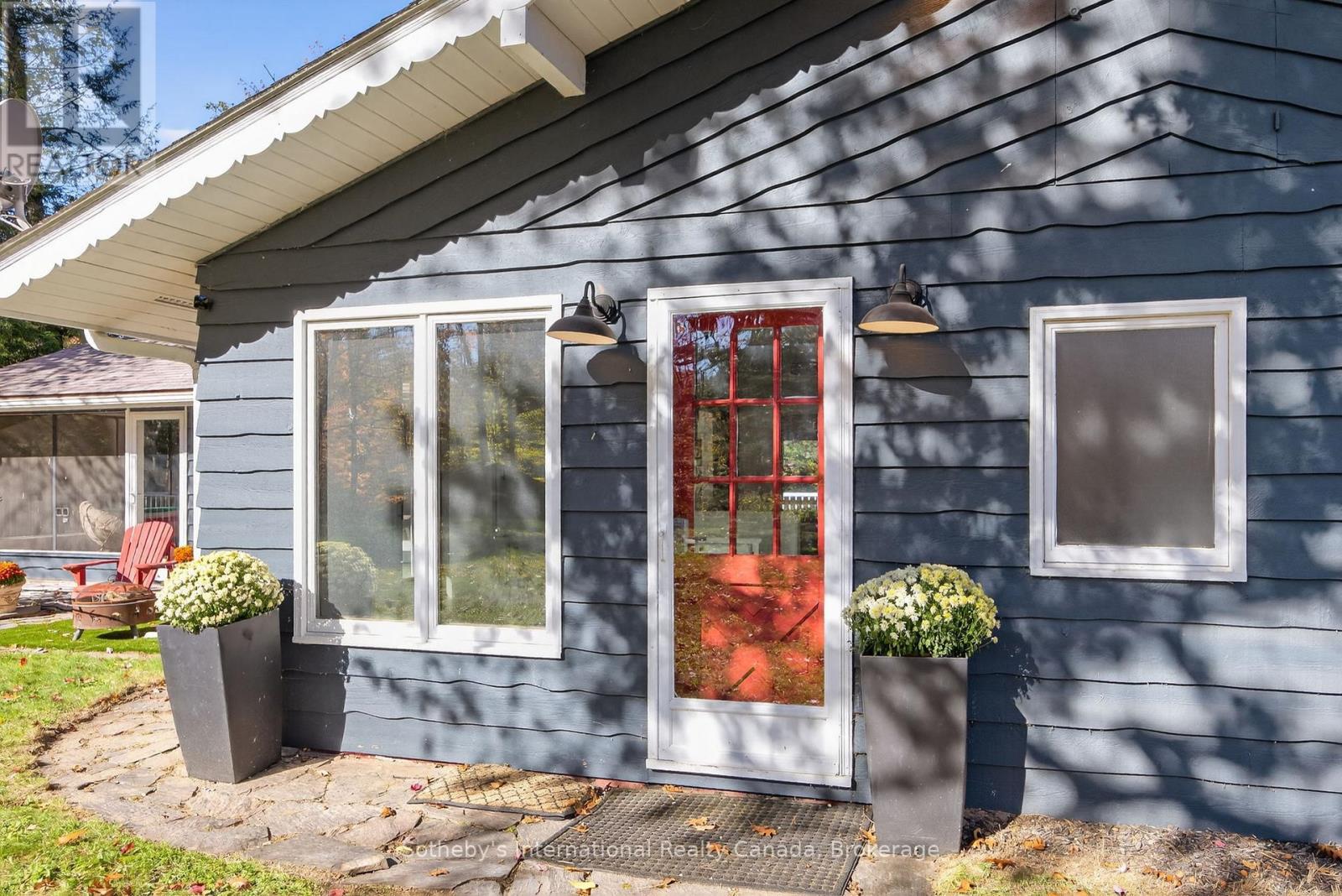 37 Browns Lake Road, Seguin, Ontario  P2A 2W8 - Photo 7 - X12457549