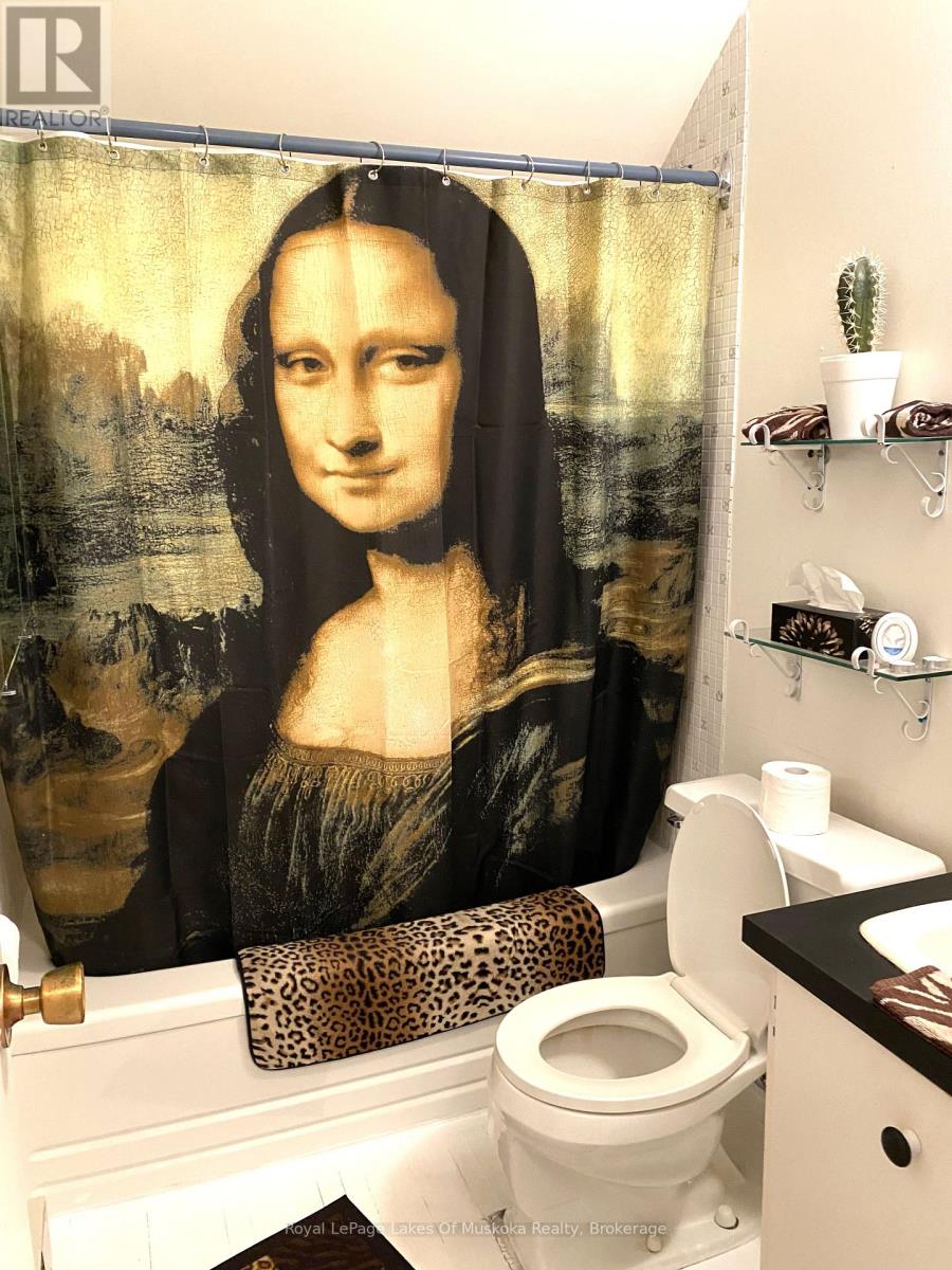 307 - 12 Bigwin Island Island, Lake Of Bays, Ontario  P0A 1E0 - Photo 7 - X12458411