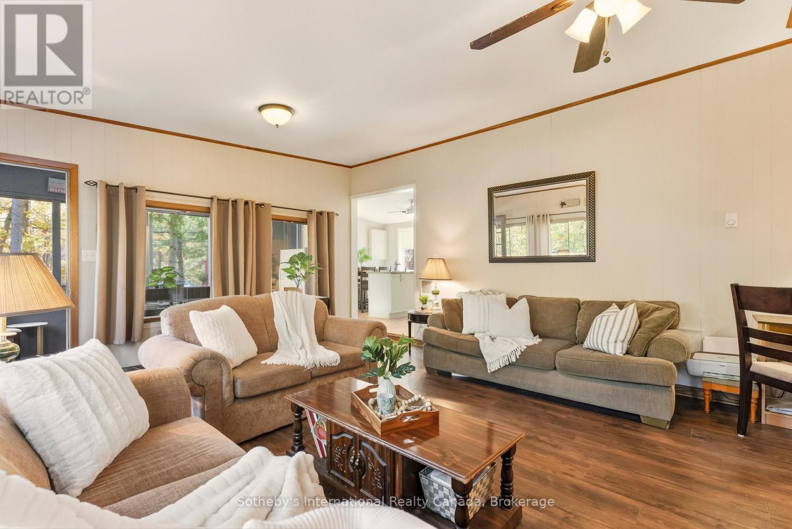 1161 North Kahshe Lake Road, Gravenhurst, Ontario  P0E 1G0 - Photo 15 - X12459220