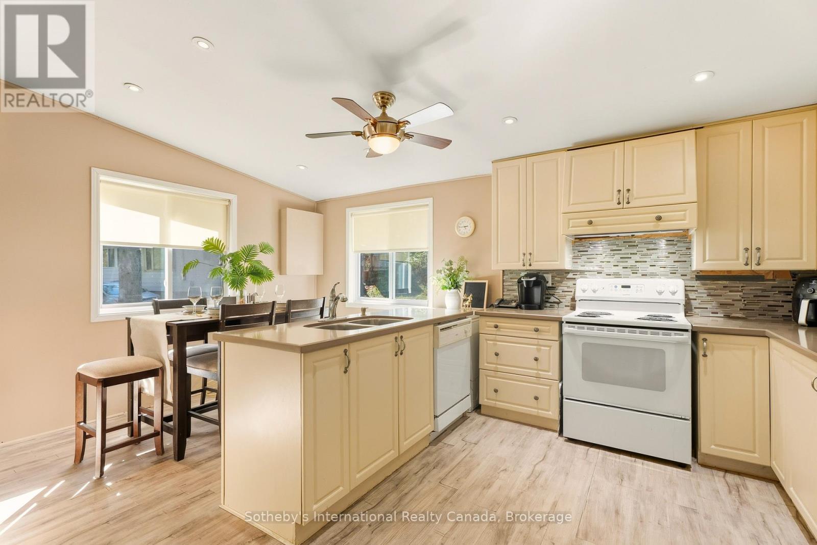 1161 North Kahshe Lake Road, Gravenhurst, Ontario  P0E 1G0 - Photo 18 - X12459220