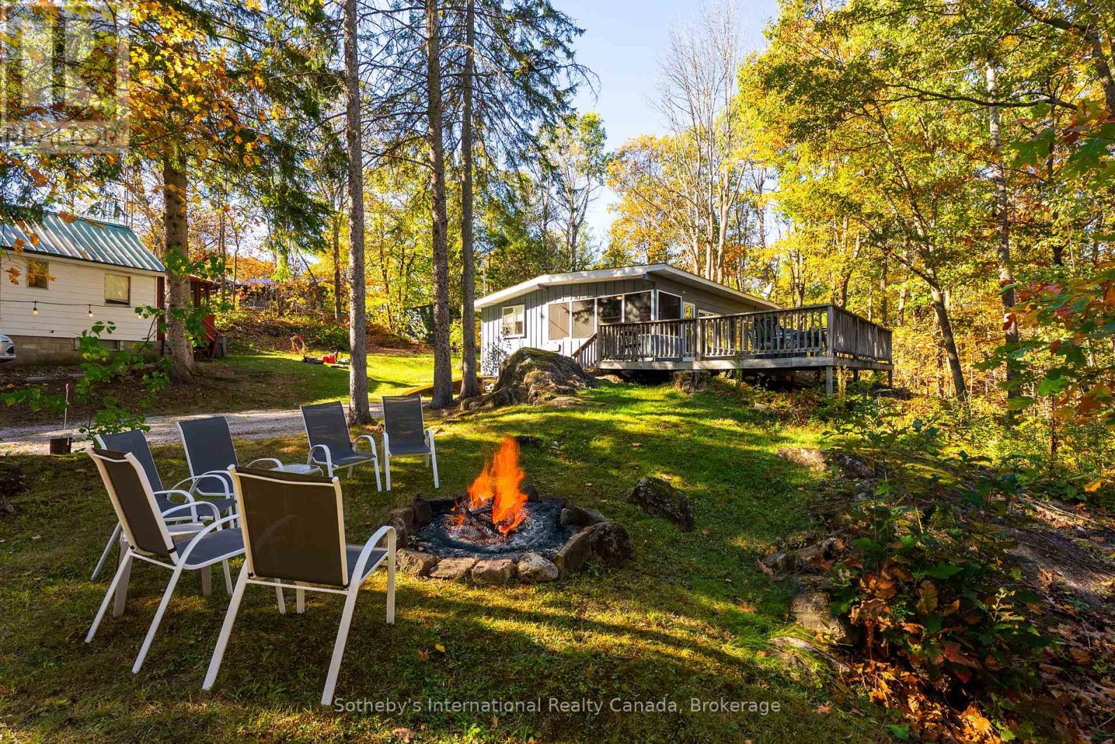 1161 North Kahshe Lake Road, Gravenhurst, Ontario  P0E 1G0 - Photo 2 - X12459220