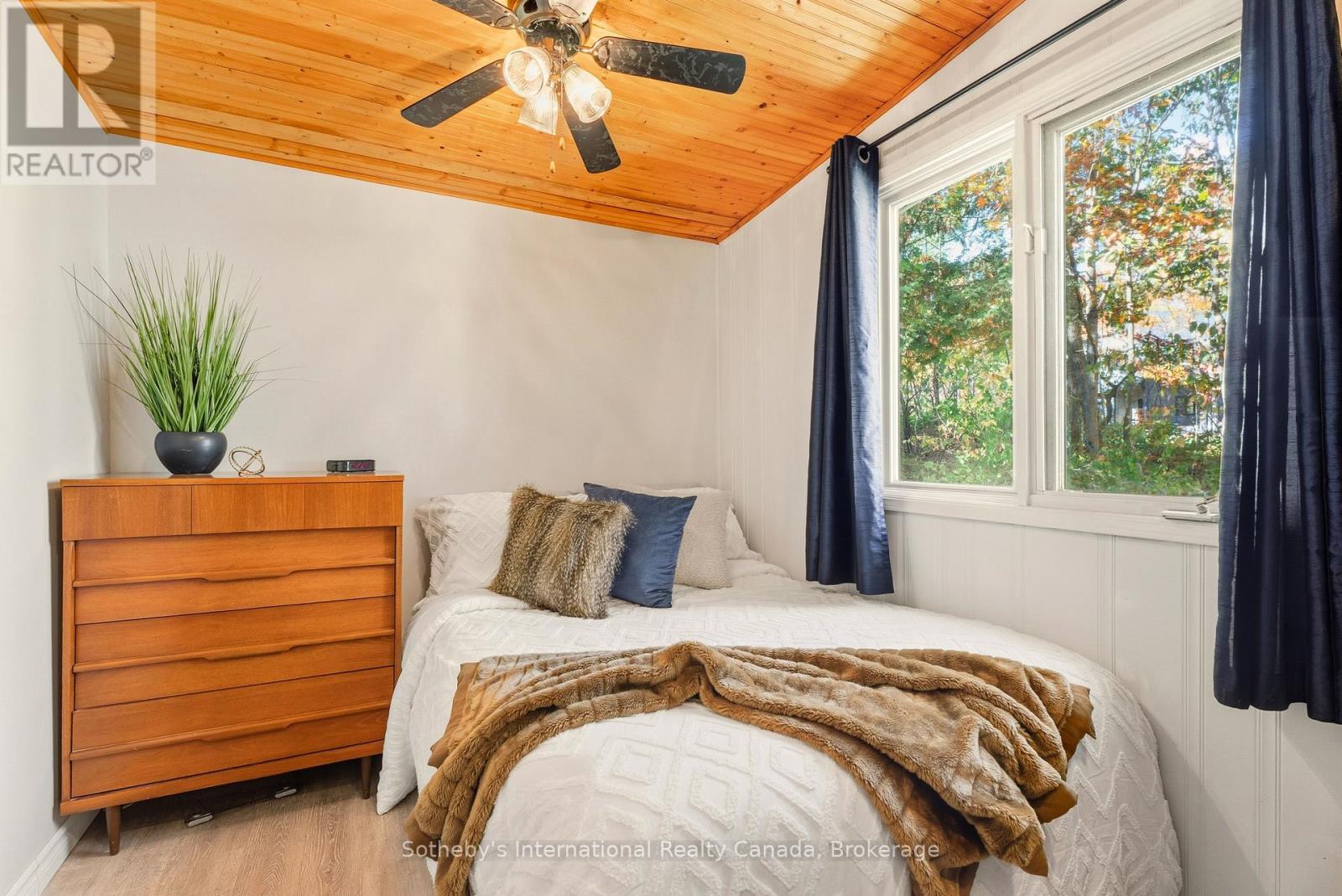 1161 North Kahshe Lake Road, Gravenhurst, Ontario  P0E 1G0 - Photo 32 - X12459220