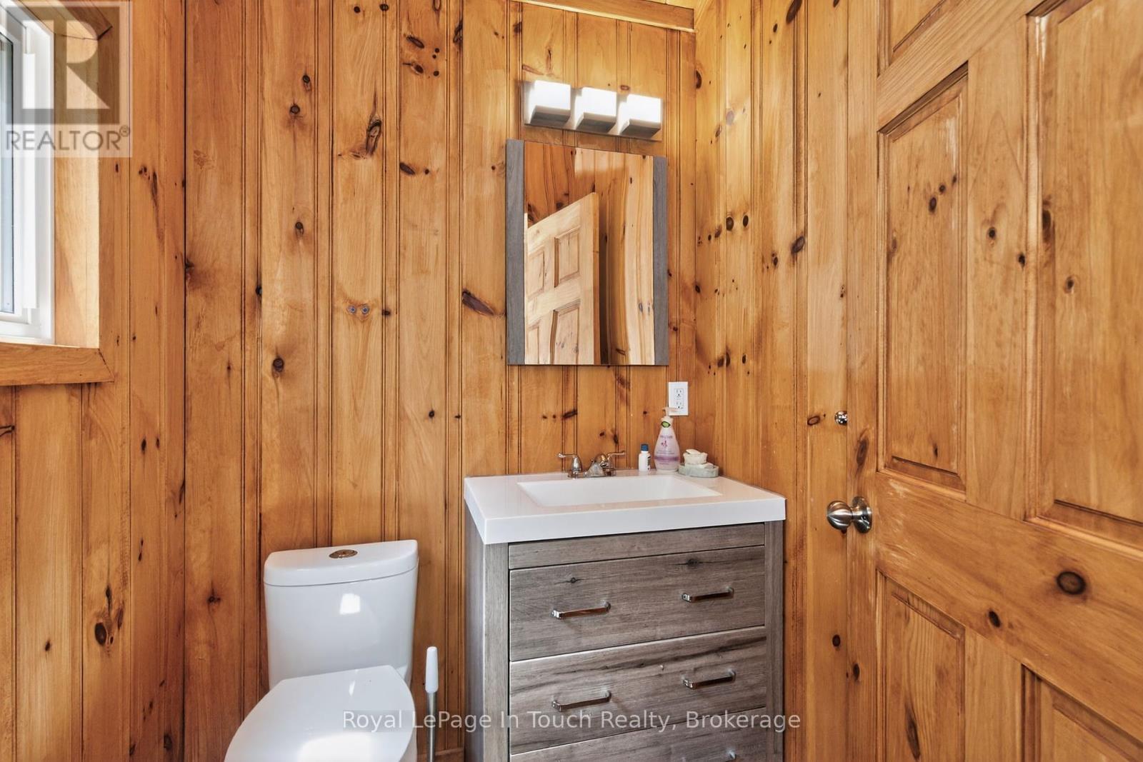 4 Is 270 Six Mile Lake Island, Georgian Bay, Ontario  L0K 1S0 - Photo 19 - X12461756