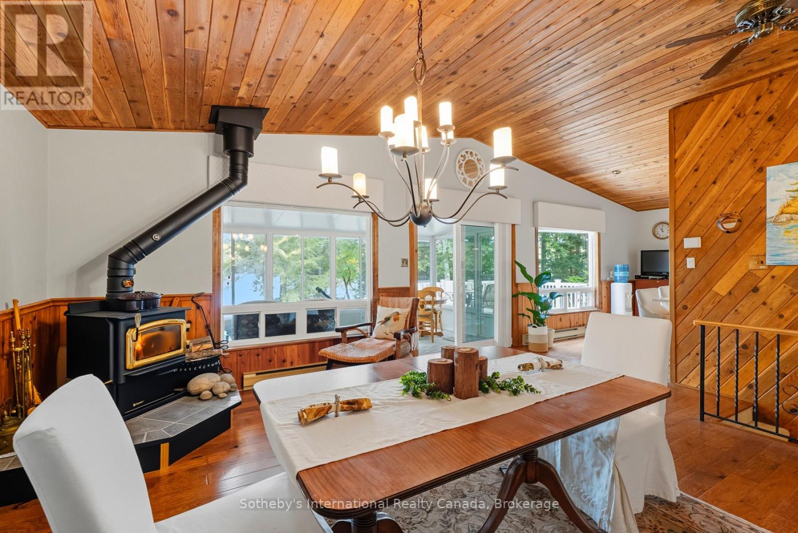 20 Fish Rock Road, Huntsville, Ontario  P1H 2N5 - Photo 24 - X12462088