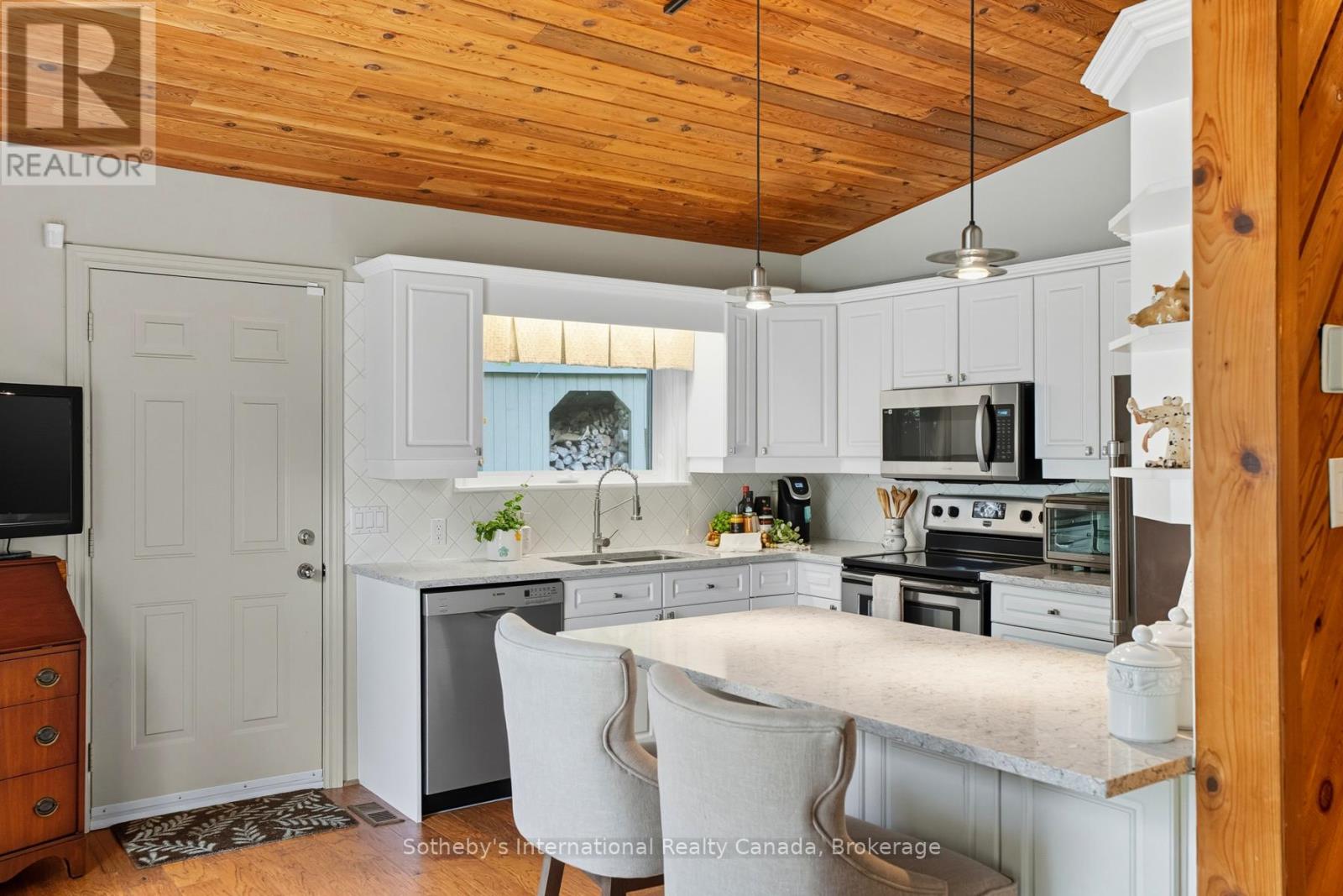 20 Fish Rock Road, Huntsville, Ontario  P1H 2N5 - Photo 29 - X12462088