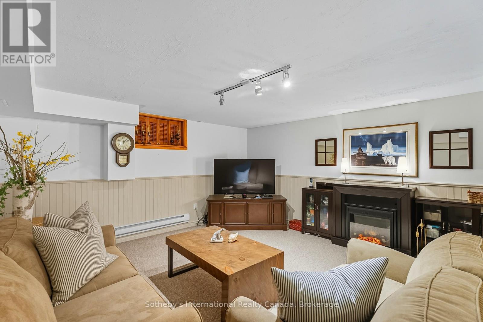 20 Fish Rock Road, Huntsville, Ontario  P1H 2N5 - Photo 39 - X12462088