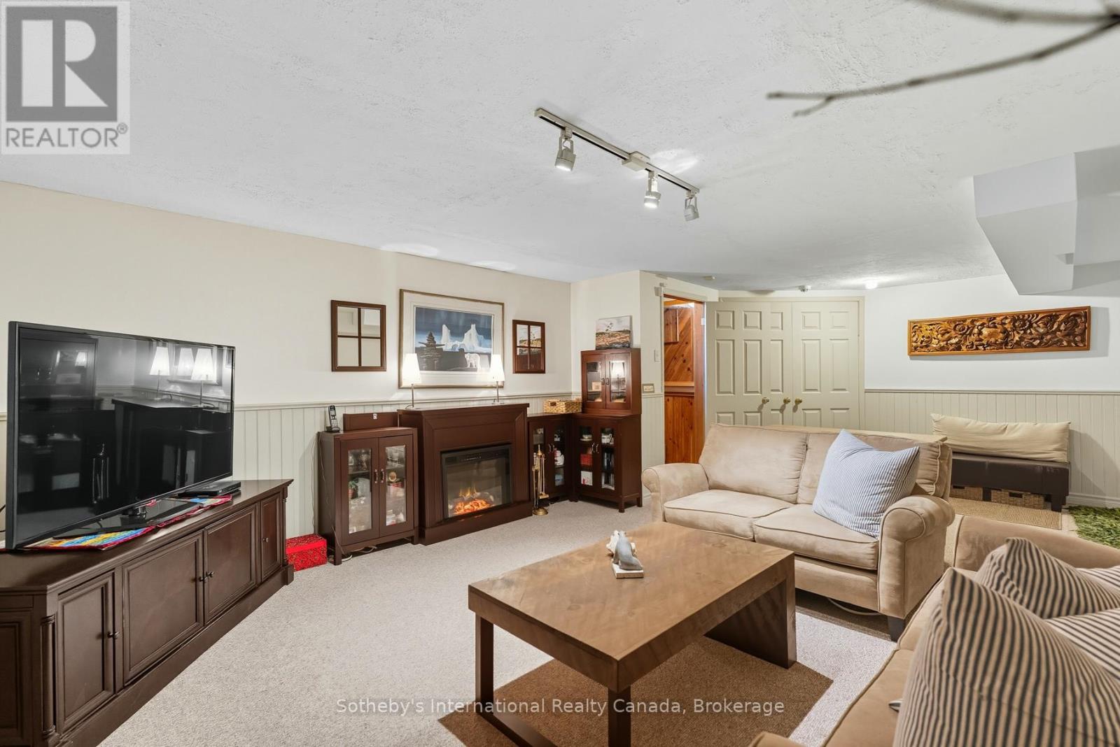 20 Fish Rock Road, Huntsville, Ontario  P1H 2N5 - Photo 40 - X12462088