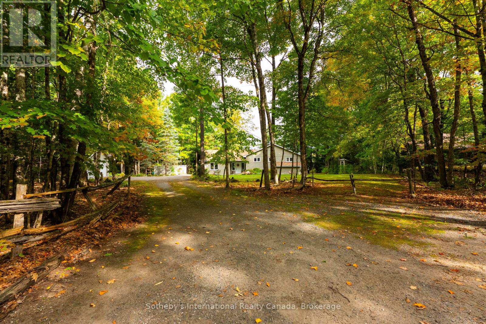 20 Fish Rock Road, Huntsville, Ontario  P1H 2N5 - Photo 49 - X12462088