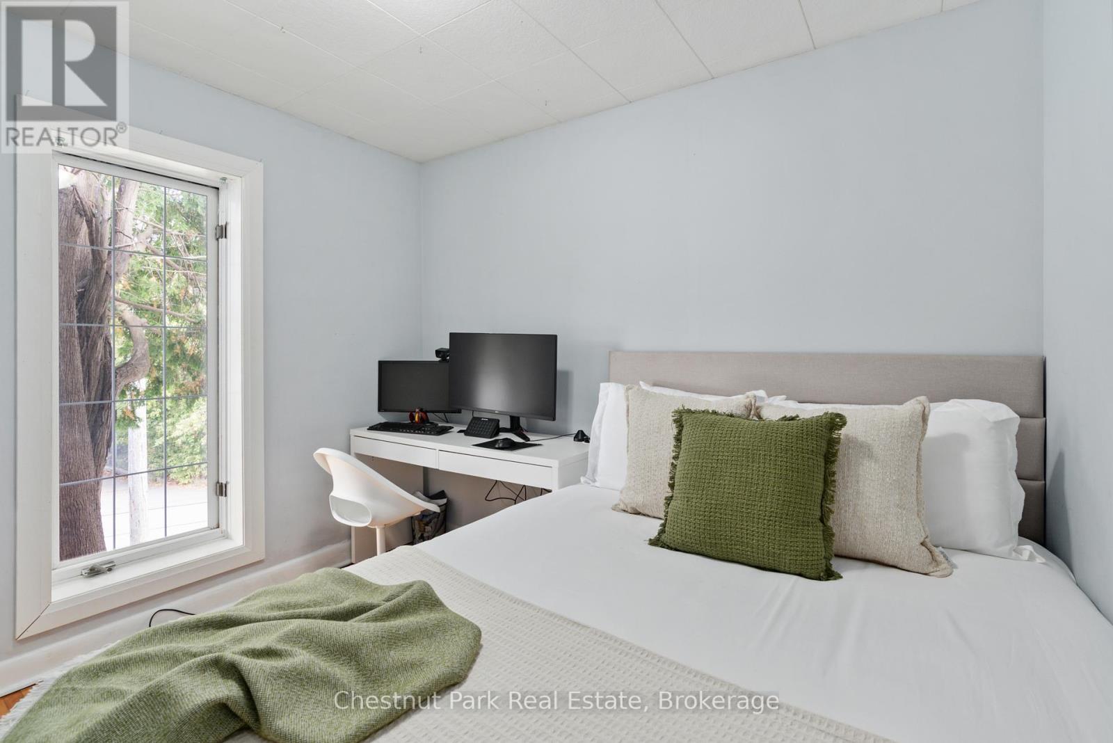 3 Cora Street E, Huntsville, Ontario  P1H 1T5 - Photo 25 - X12462943