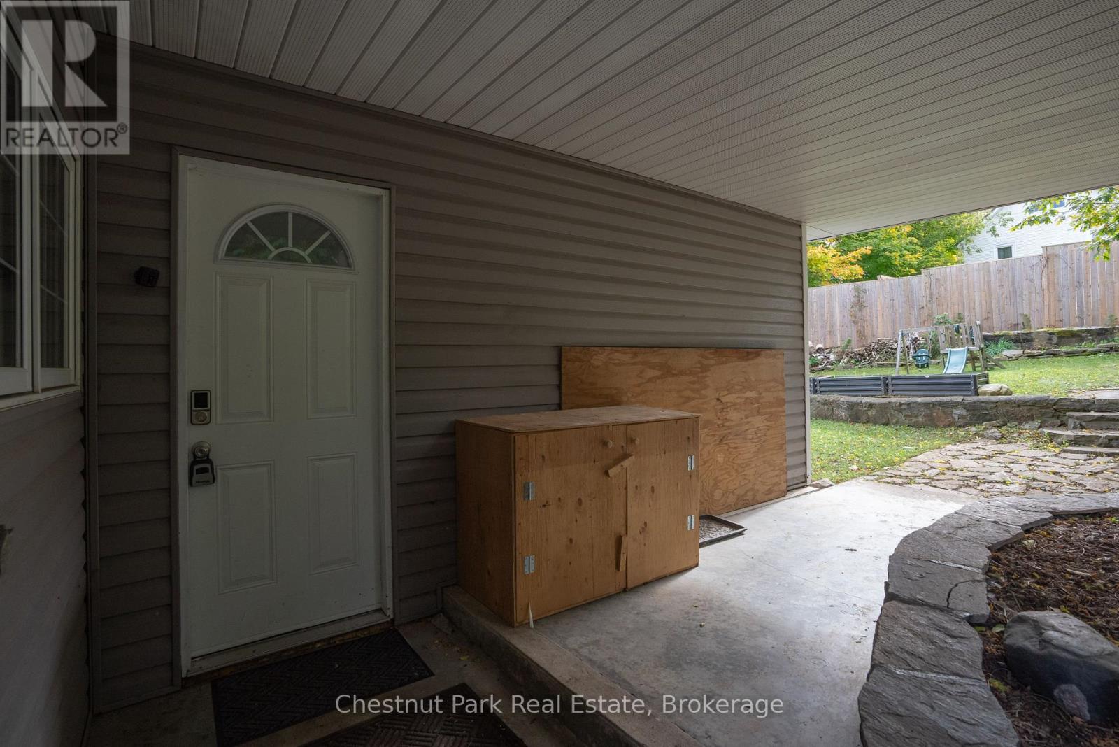 3 Cora Street E, Huntsville, Ontario  P1H 1T5 - Photo 28 - X12462943