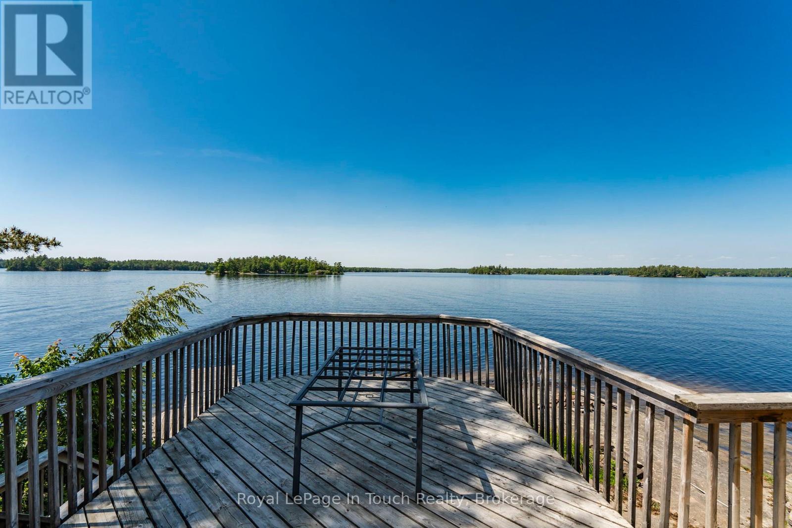 2 Is 270 Six Mile Lake Island, Georgian Bay, Ontario  L0K 1S0 - Photo 16 - X12462951