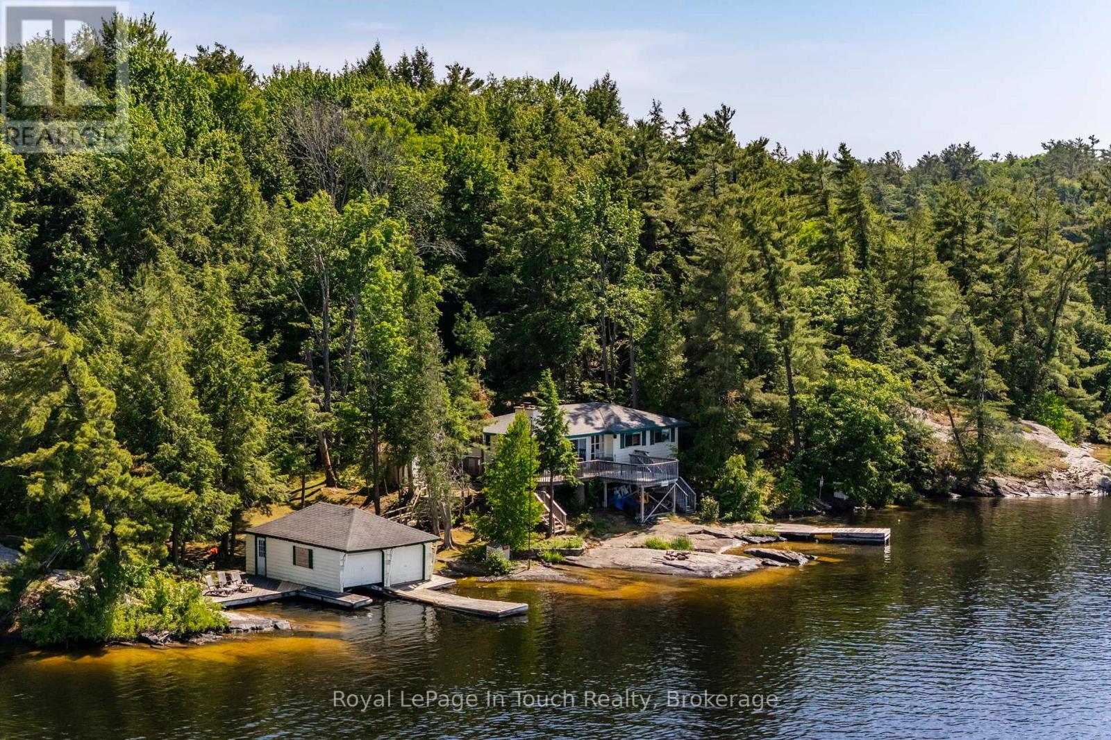 2 Is 270 Six Mile Lake Island, Georgian Bay, Ontario  L0K 1S0 - Photo 2 - X12462951