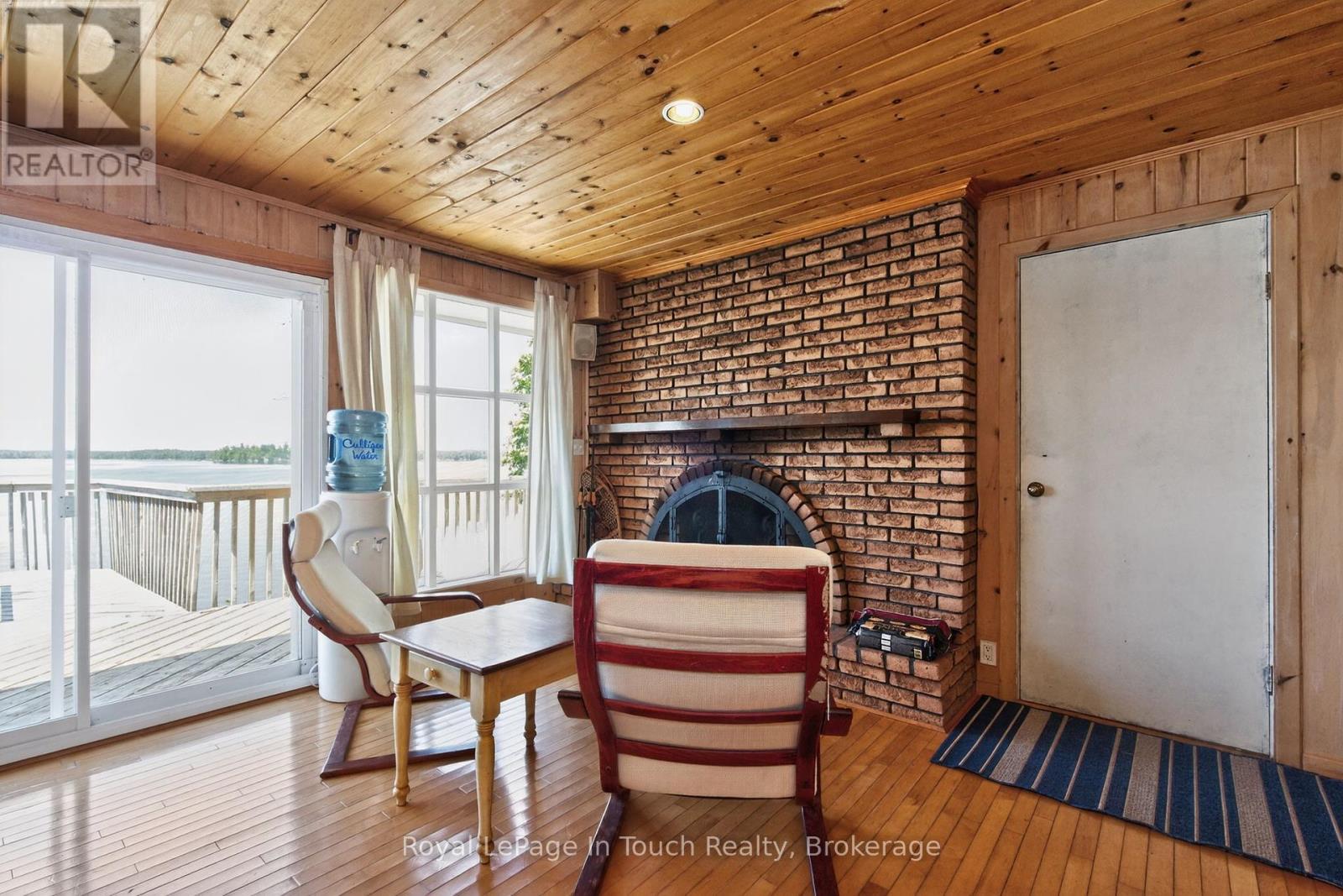 2 Is 270 Six Mile Lake Island, Georgian Bay, Ontario  L0K 1S0 - Photo 20 - X12462951