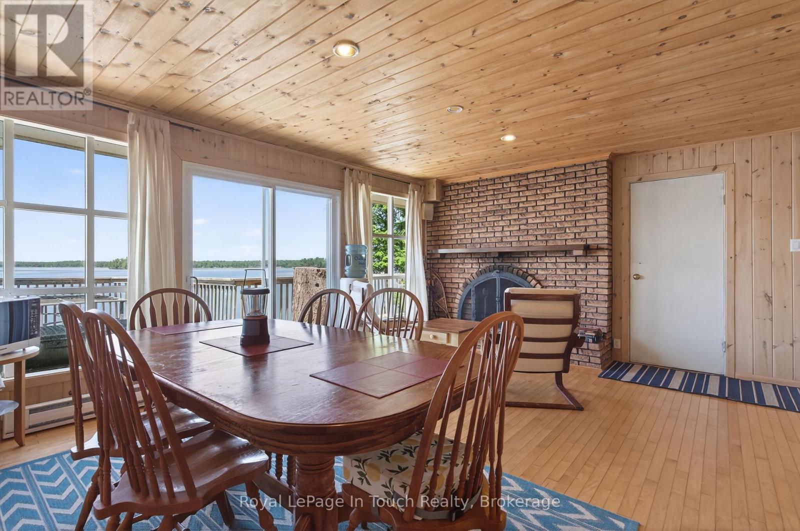 2 Is 270 Six Mile Lake Island, Georgian Bay, Ontario  L0K 1S0 - Photo 21 - X12462951