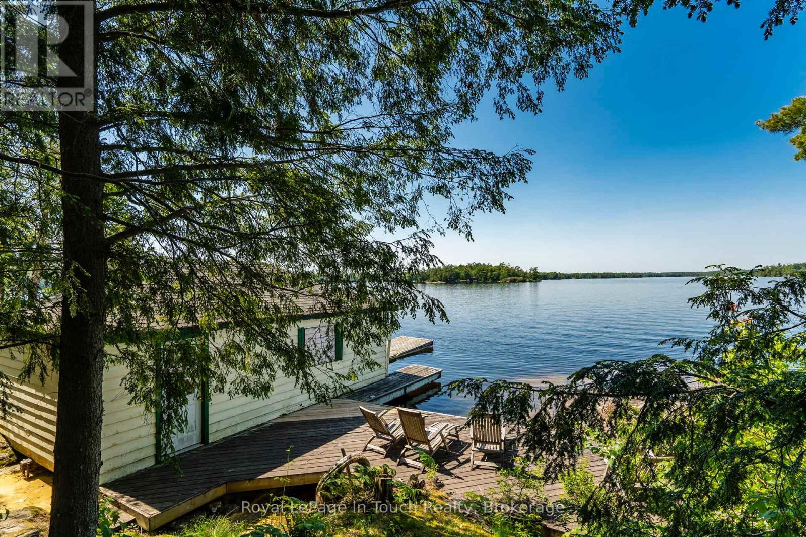 2 Is 270 Six Mile Lake Island, Georgian Bay, Ontario  L0K 1S0 - Photo 31 - X12462951