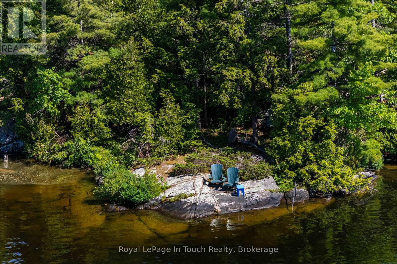 2 Is 270 Six Mile Lake Island, Georgian Bay, Ontario  L0K 1S0 - Photo 33 - X12462951