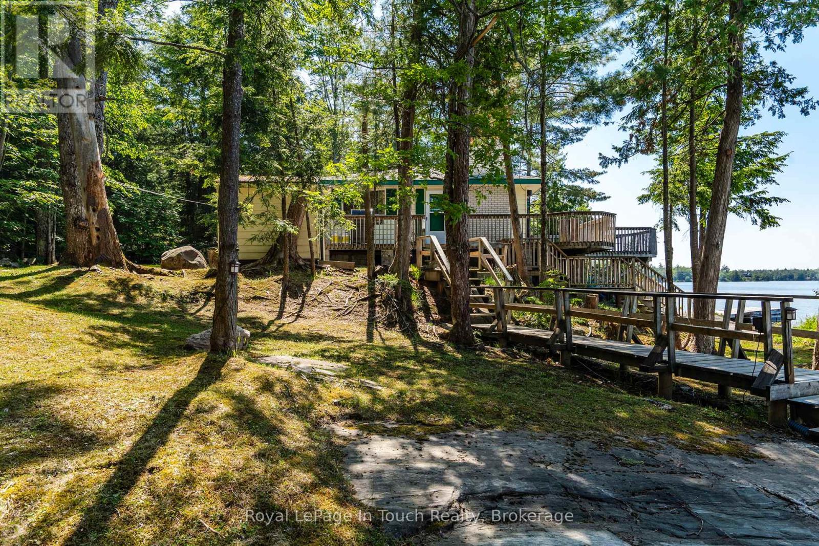 2 Is 270 Six Mile Lake Island, Georgian Bay, Ontario  L0K 1S0 - Photo 7 - X12462951