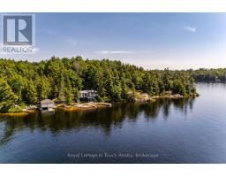 2 IS 270 SIX MILE LAKE ISLAND, Georgian Bay, Ontario