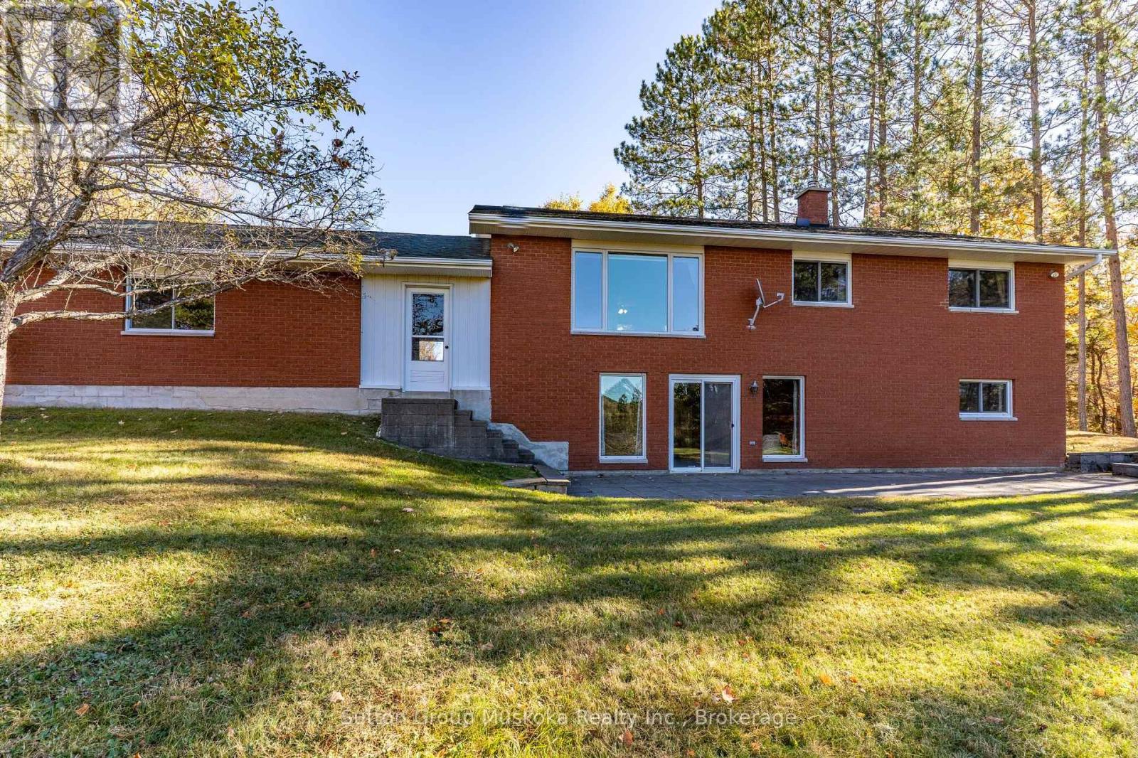 467 West Browns Road, Huntsville, Ontario  P1H 0H9 - Photo 32 - X12463117