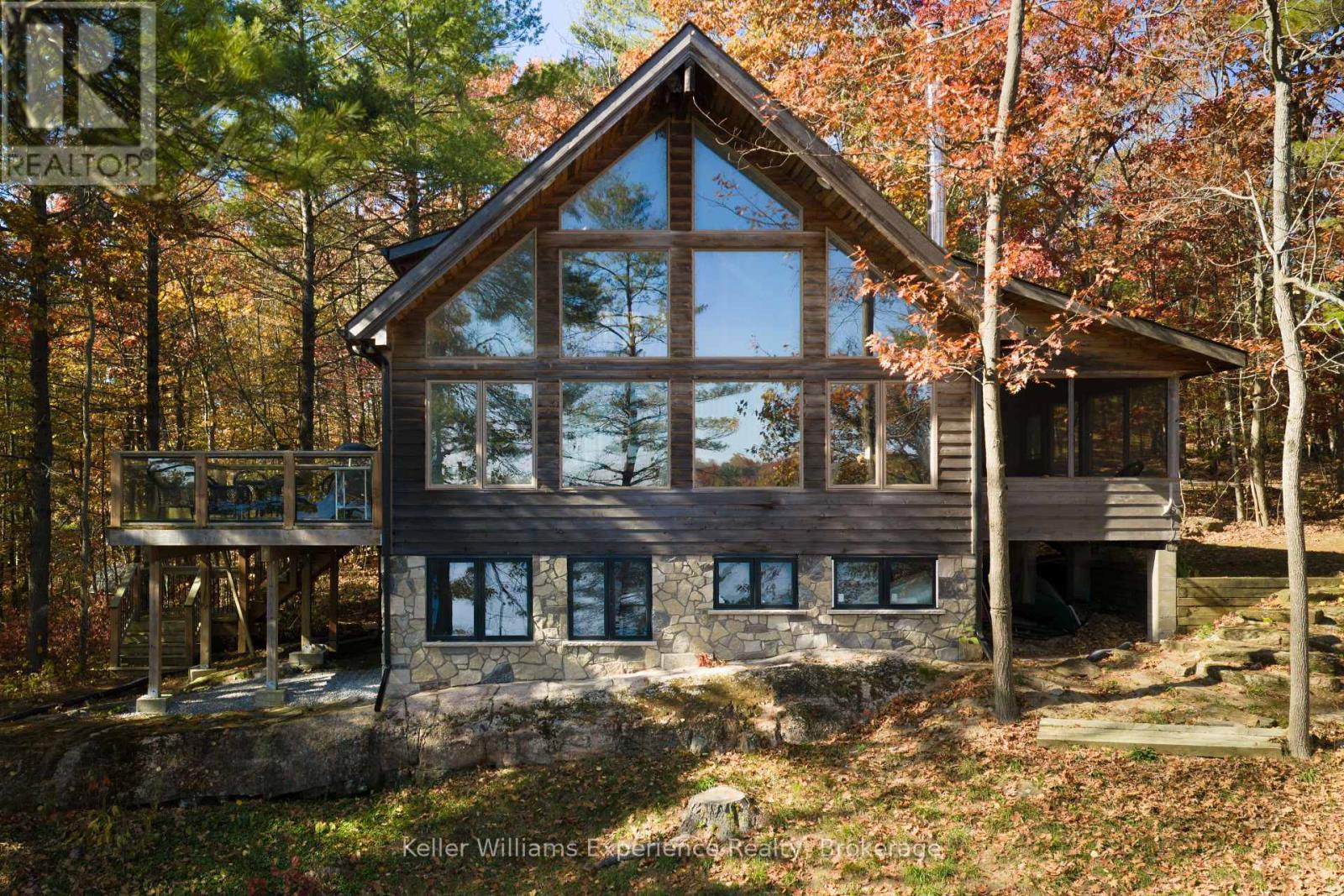 1317 West Lionshead Road, Gravenhurst, Ontario  N0H 1W0 - Photo 1 - X12465239