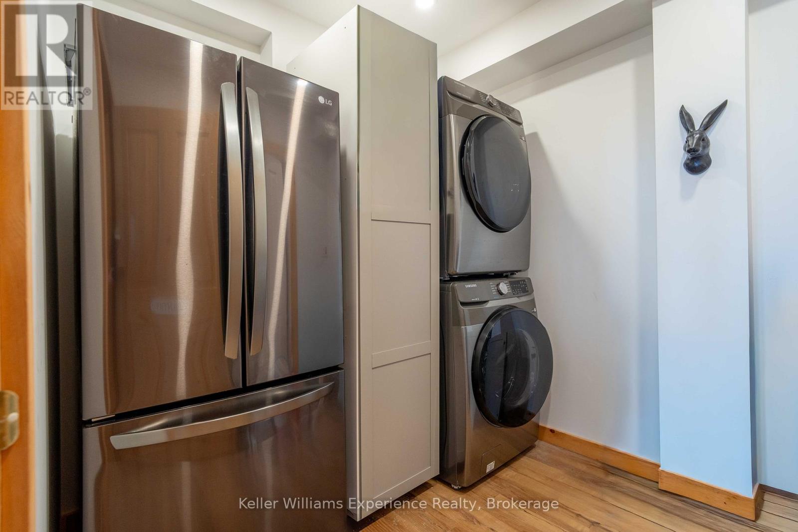 1317 West Lionshead Road, Gravenhurst, Ontario  N0H 1W0 - Photo 15 - X12465239