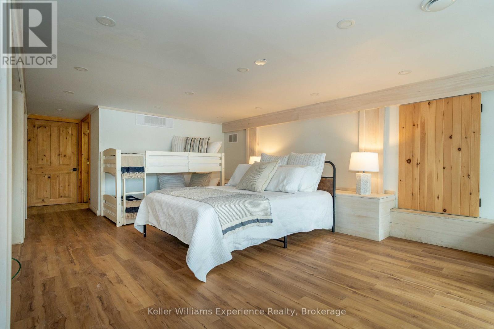 1317 West Lionshead Road, Gravenhurst, Ontario  N0H 1W0 - Photo 21 - X12465239